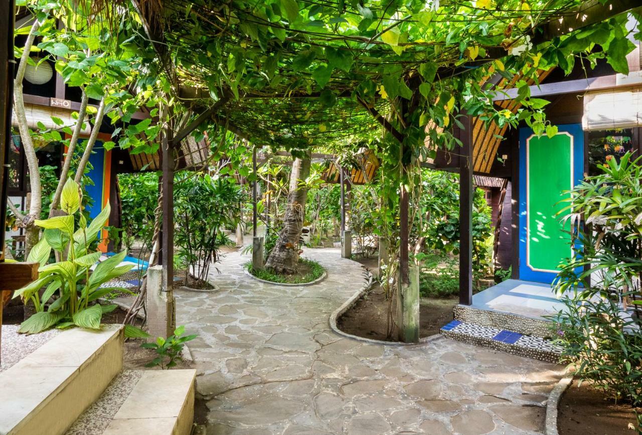 Woodstock Gili - Garden And Bungalows Hotel Gili Trawangan Buitenkant foto
